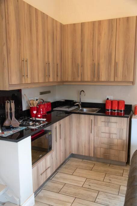 Wildheart Safari - Zesty Zebra Apartment Hoedspruit Ngoại thất bức ảnh